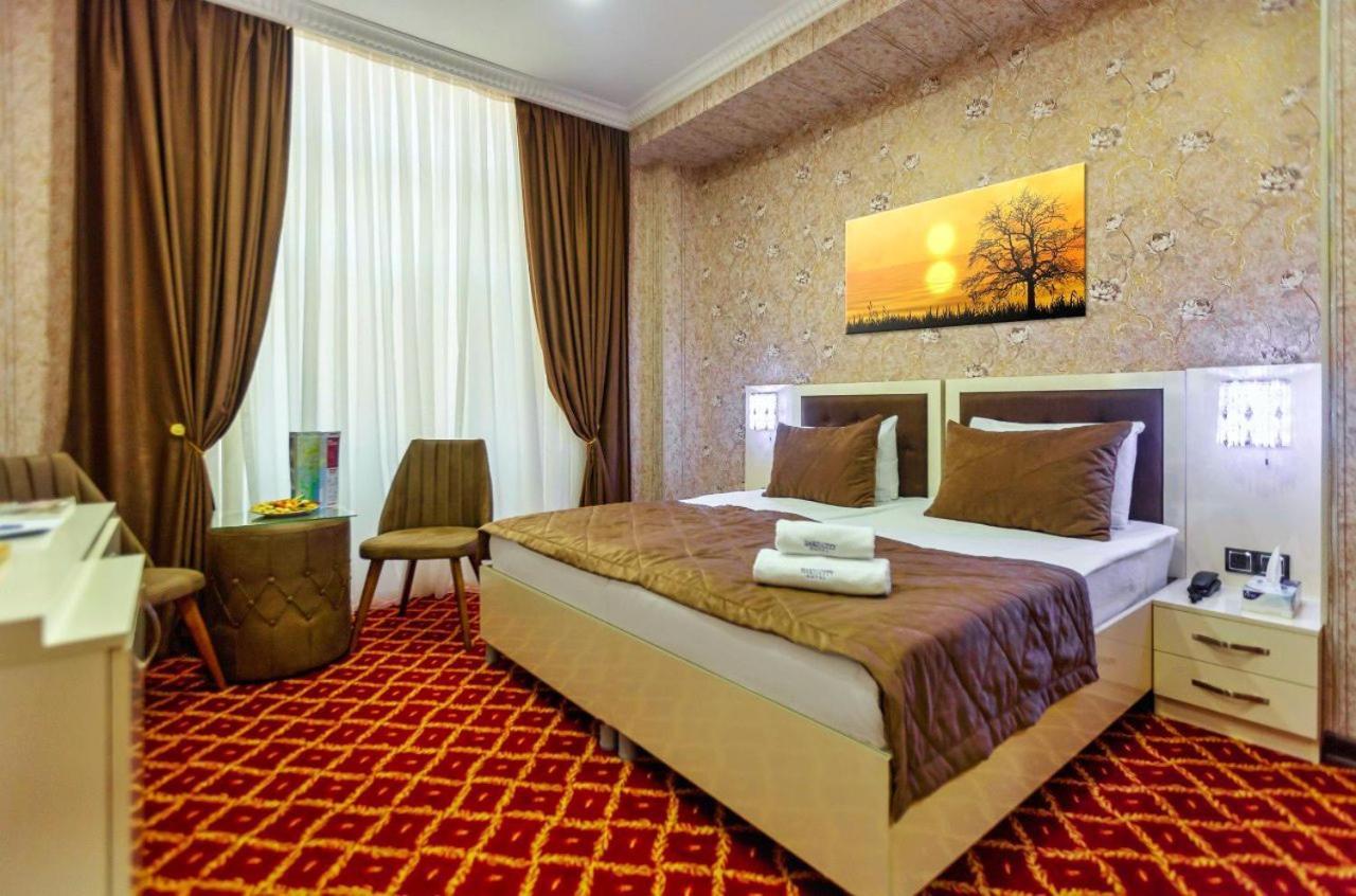 Center City Hotel Baku Exteriör bild
